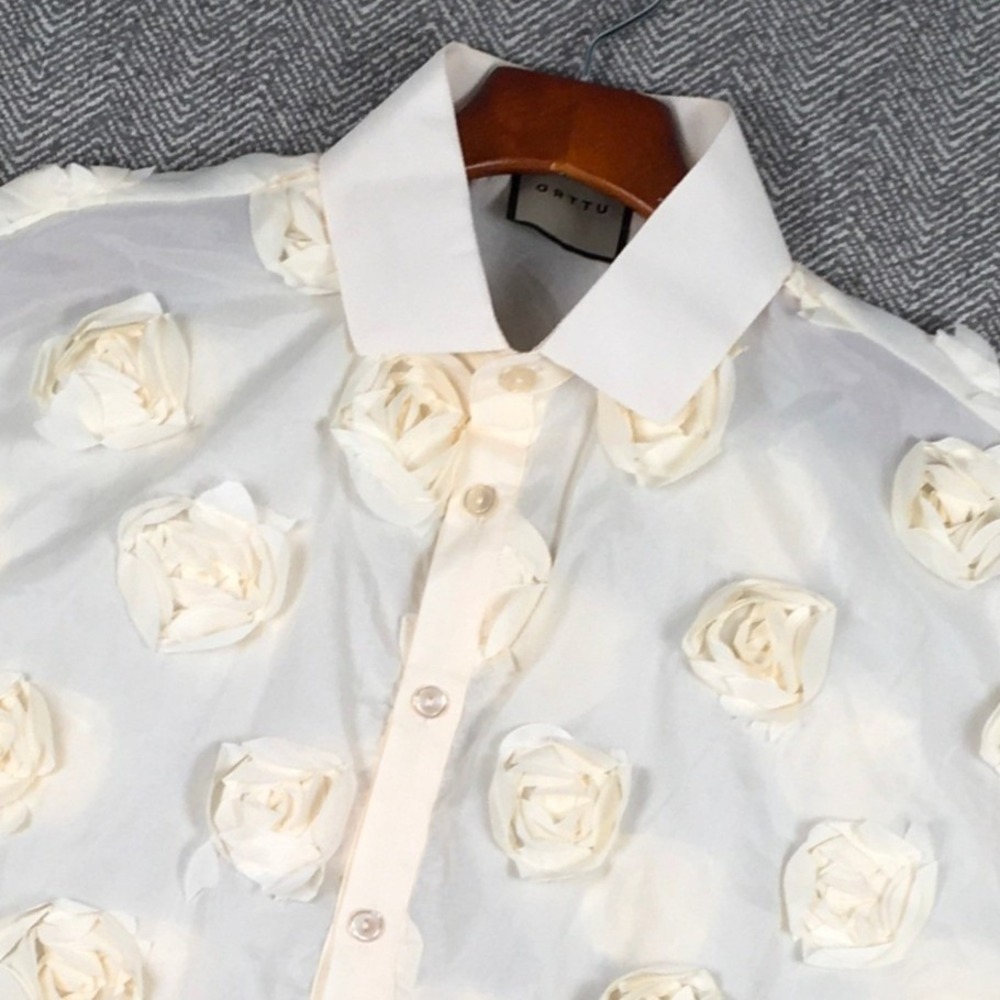 Orttu Mens Romeo 3D Rose Applique Sheer Cream Button Down Shirt Size M